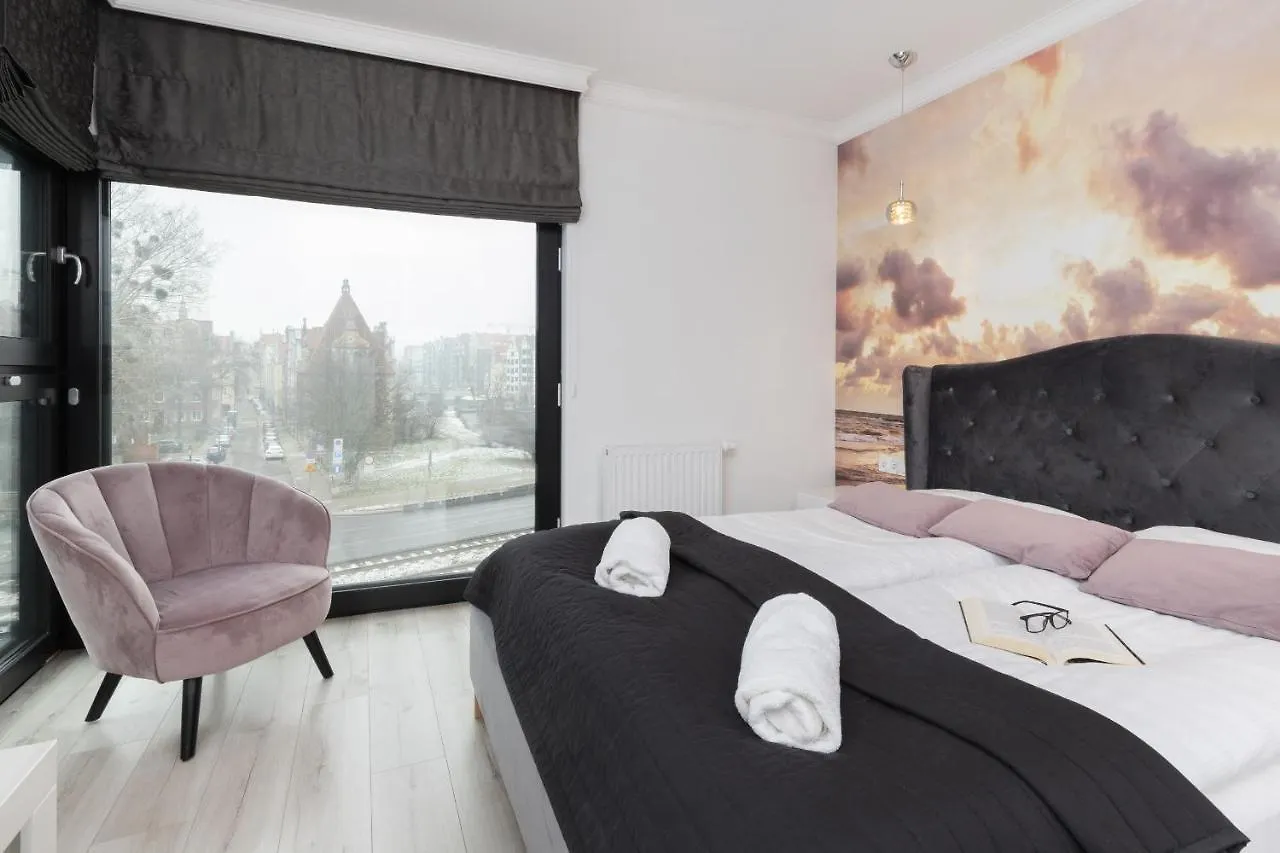 Winter'S Residence Apartment On The Motlawa River Gdansk By Renters 0*,