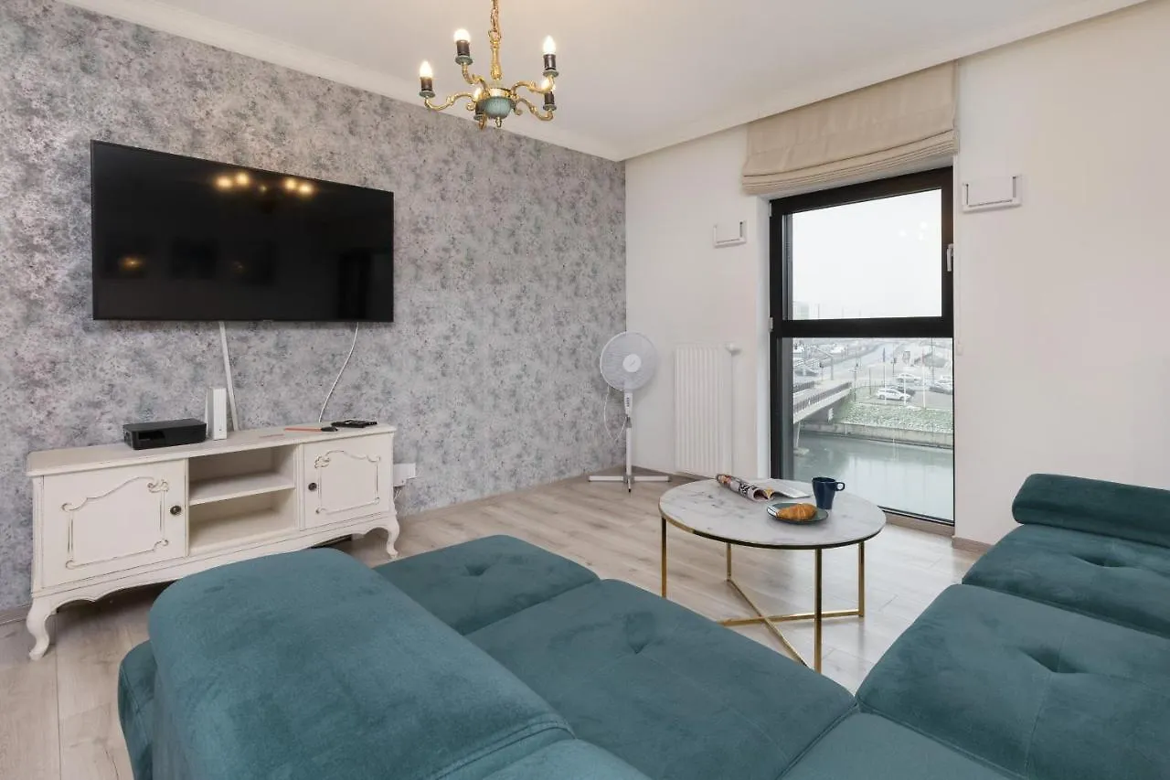 Winter'S Residence Apartment On The Motlawa River Gdansk By Renters