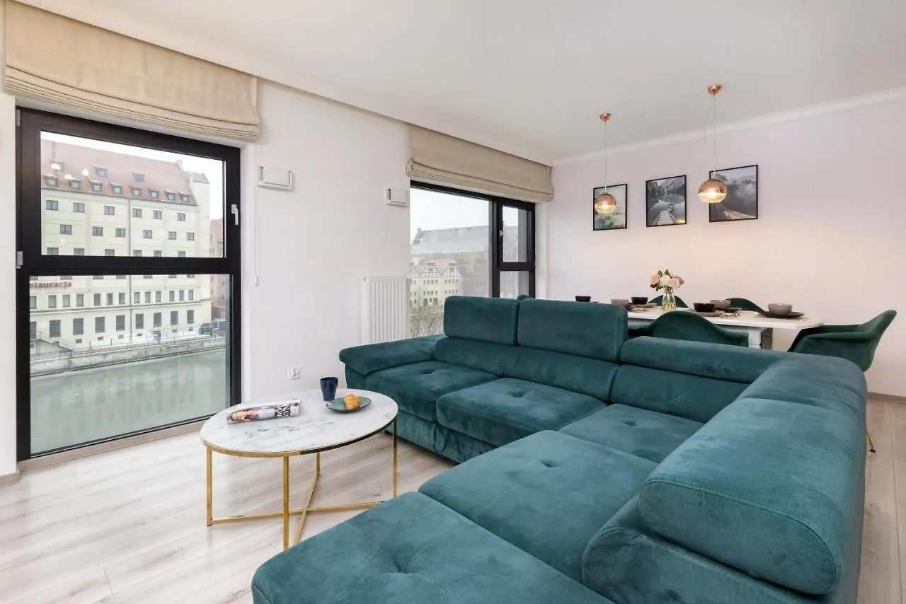 Winter'S Residence Apartment On The Motlawa River Gdansk By Renters