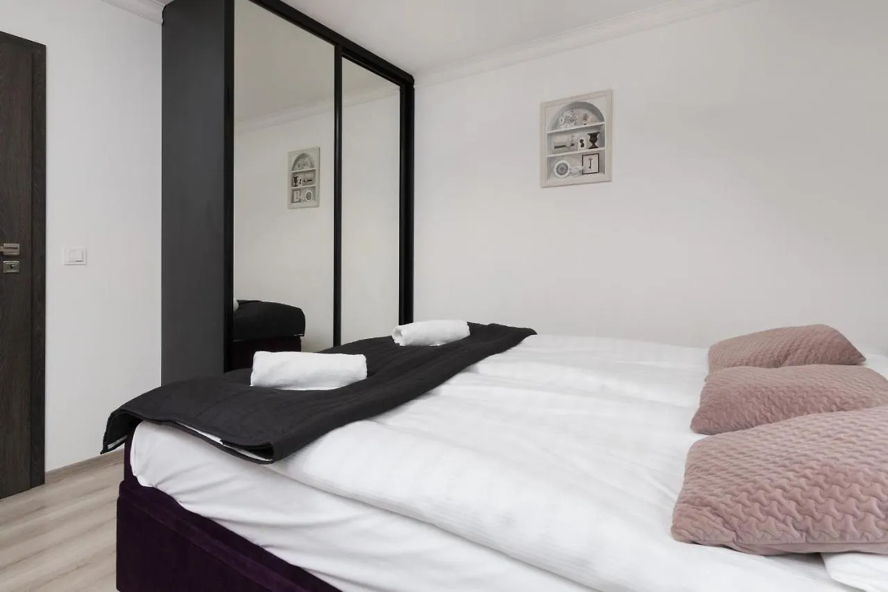 Winter'S Residence Apartment On The Motlawa River Gdansk By Renters