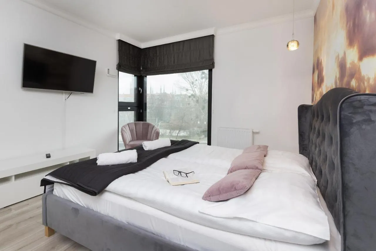 Winter'S Residence Apartment On The Motlawa River Gdansk By Renters